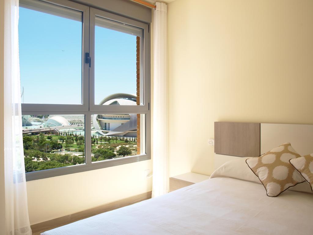 Apartup Yellow Opera View Apartment Valencia Ngoại thất bức ảnh