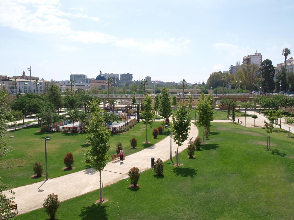Apartup Yellow Opera View Apartment Valencia Ngoại thất bức ảnh
